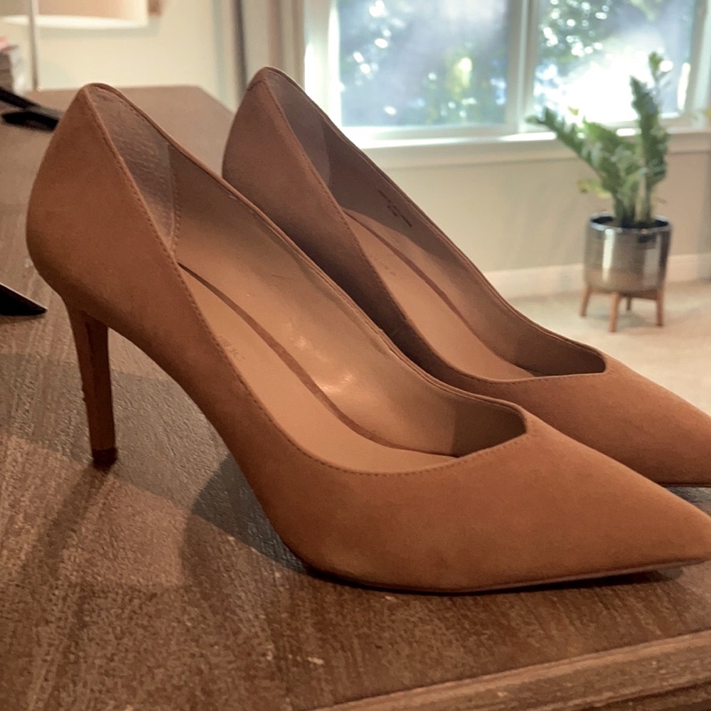 - Banana republic suede heels size 8 1/2